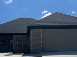 3006 SW Featherston Rd, Bentonville, AR 72713