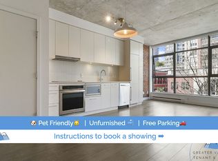 668 Columbia St #403, New Westminster, BC V3M 1A9