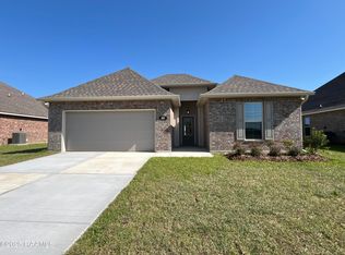 303 Afterglow Ln, Youngsville, LA 70592