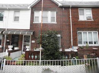 5338 66th St, Maspeth, NY 11378