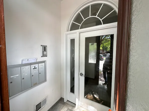 19 S Broadway APT 1, Baltimore, MD 21231