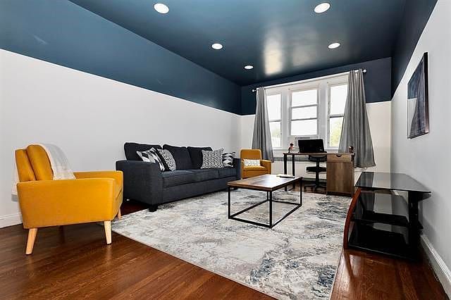 1st image of 101 Kensington Ave APT C4