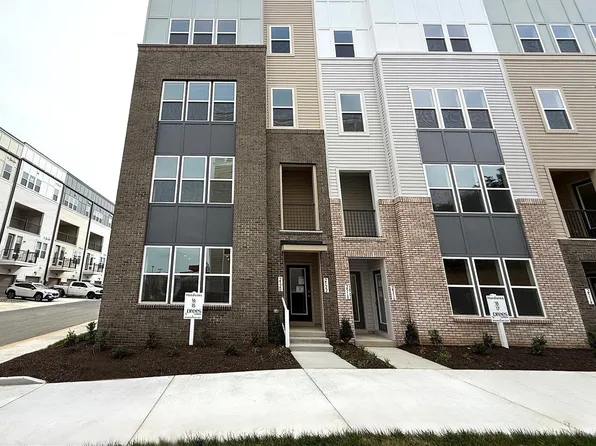 2522 Neabsco Common Pl, Woodbridge, VA 22191