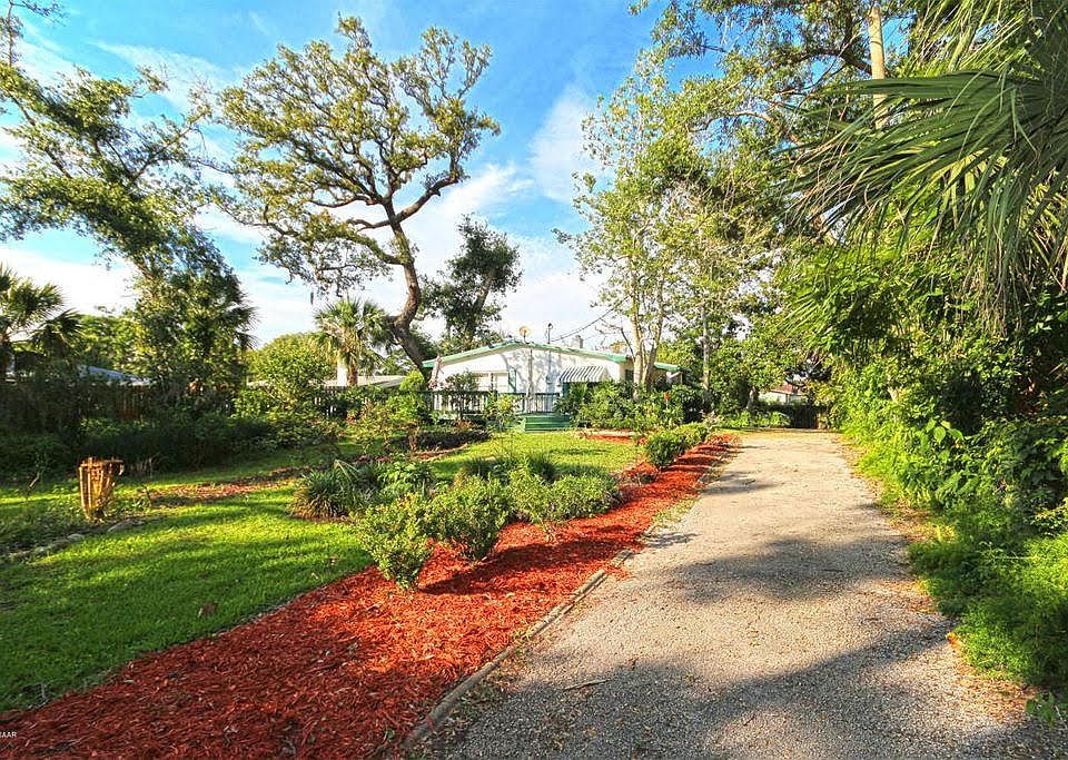 Beautiful Garden House