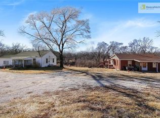 13583 158th St, Bonner Springs, KS 66012