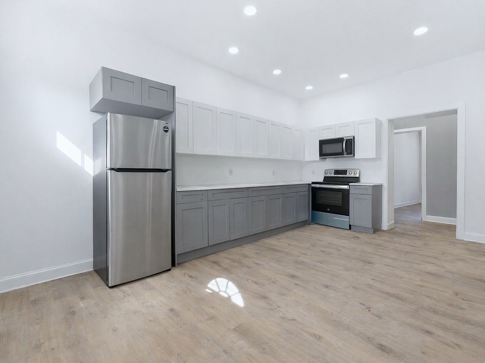 1st image of 615 E 22nd St Floor 2
