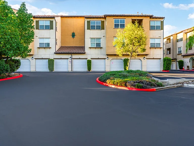 Paseos At Magnolia Luxury Apartments Homes — Photo 107
