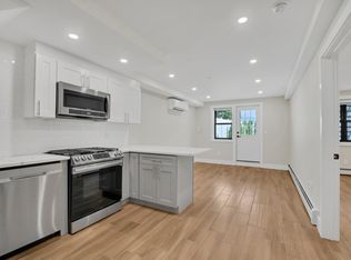 2115 42nd St #1, Astoria, NY 11105