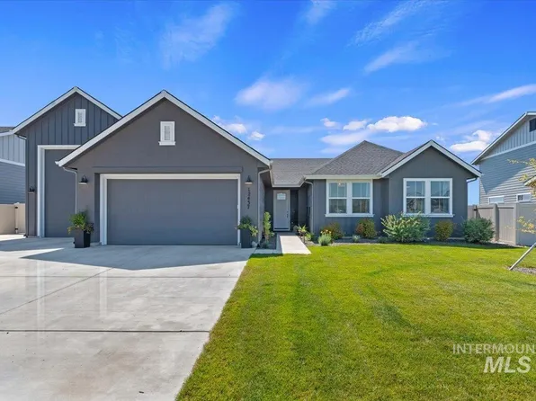 12437 W Wayfaring Dr, Star, ID 83669