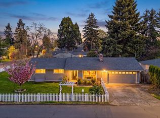 821 Johnson St, Woodburn, OR