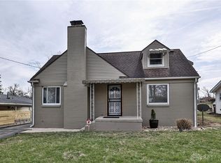 154 W Orchard Springs Dr, Dayton, OH 45415