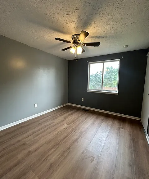 3170 E Lake Lansing Rd — Photo 13