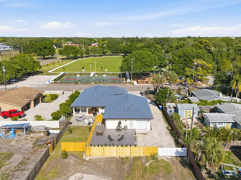 508 Brandon Ave — Photo 18