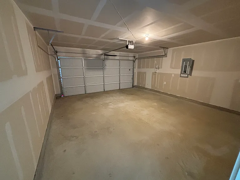 1412 Merlin Bluff St — Photo 18