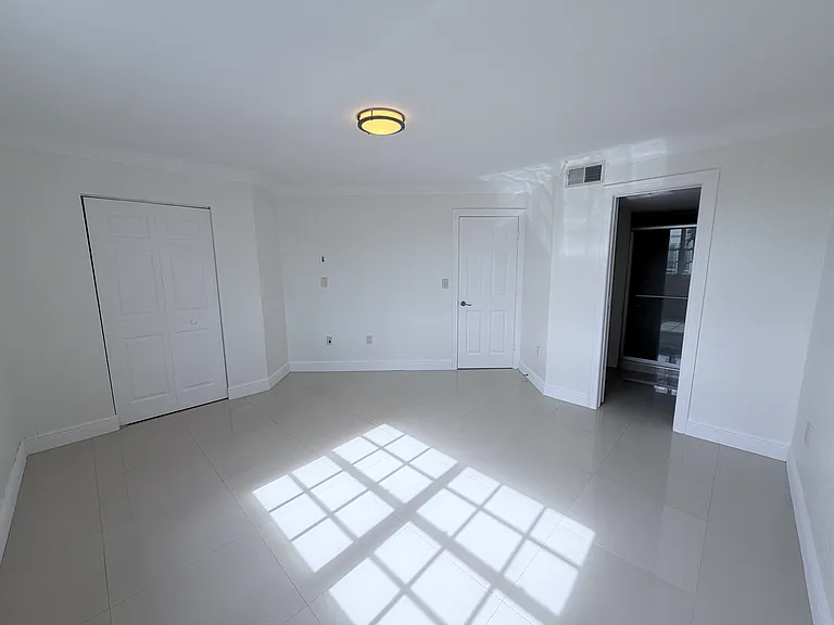 9725 Fontainebleau Blvd #A207 — Photo 8