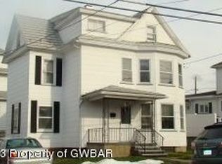 82 Mill St, Pittston, PA 18640