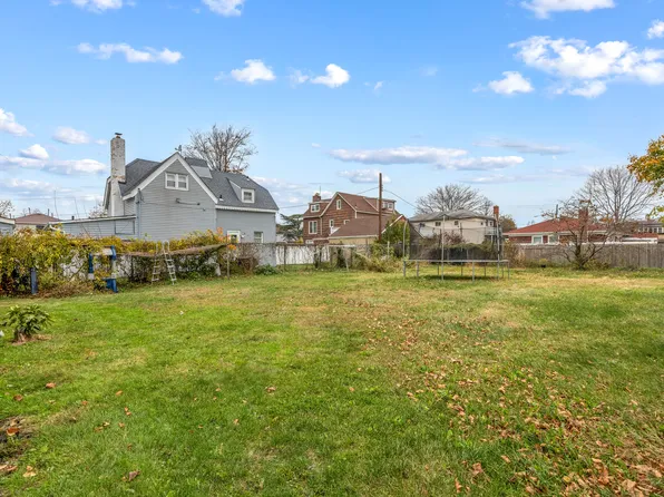 32-30 Anchor Drive image 25 of 33