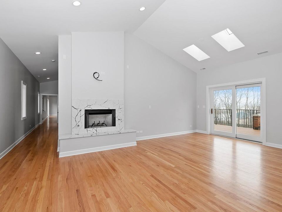 1st image of 1806 W Estes Ave Penthouse 4