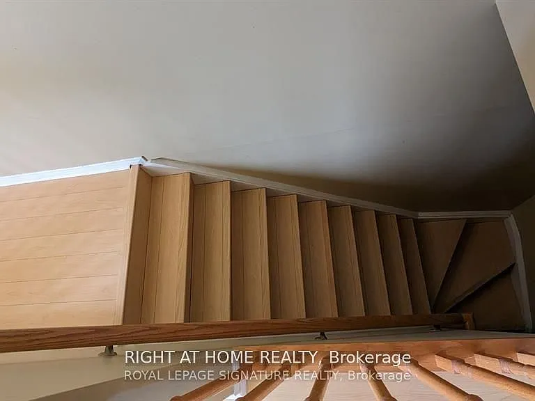 4869 Half Moon Grv #27 — Photo 13