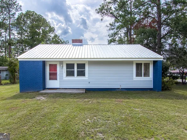613 N Crawford St, Waycross, GA 31503