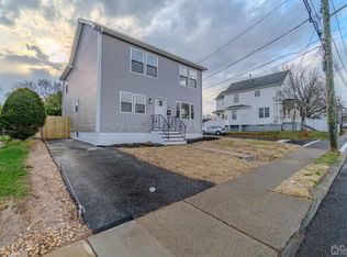 61 Mary Ave, Fords, NJ 08863