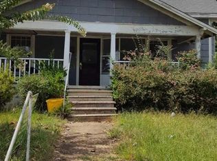 1017 N Limestone St, Gaffney, SC 29340