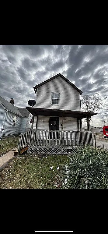 1642 3rd St photo 1