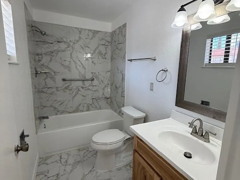 1324 S Ocotillo Dr — Photo 9