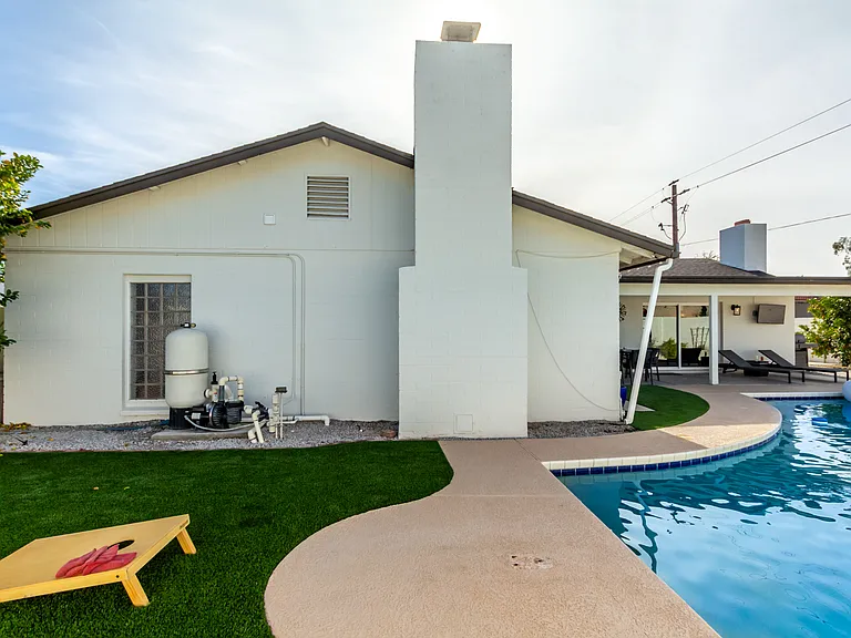 5202 E Karen Dr — Photo 32