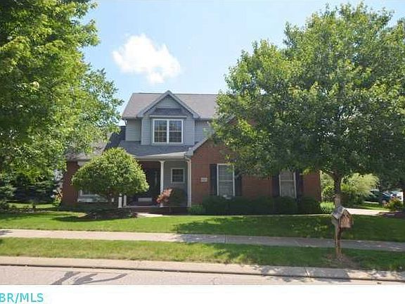 2nd image of 120 Wicklow Dr
