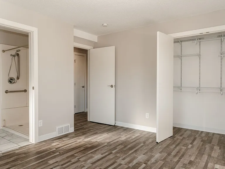 1005 N 4th St — Photo 12