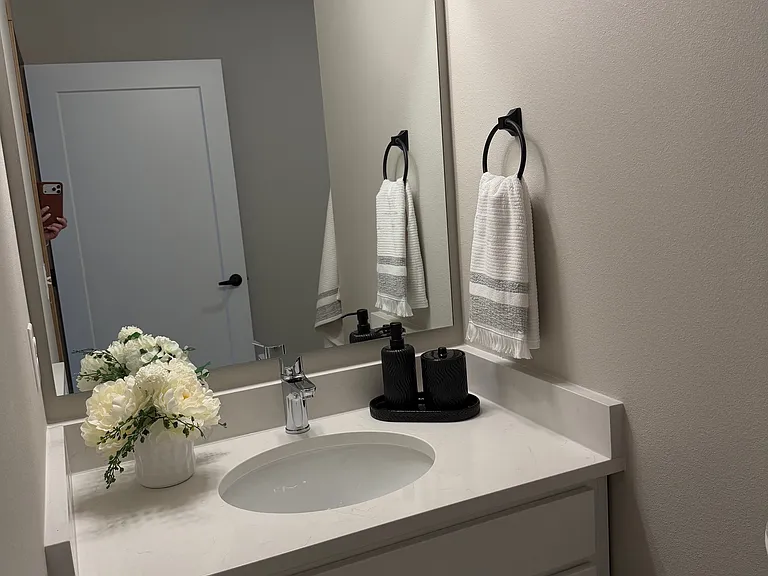 Whitney Lane Apartments — Photo 15