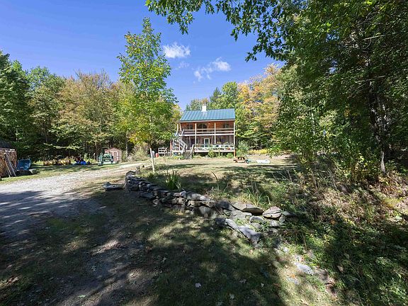 4th image of 823 Country Land Drive