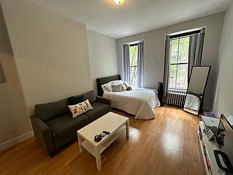 Rented by Living New York