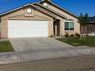 2349 S Sabre Dr, Fresno, CA 93727