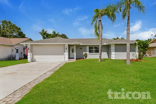 2273 Seward Cir Photo 1