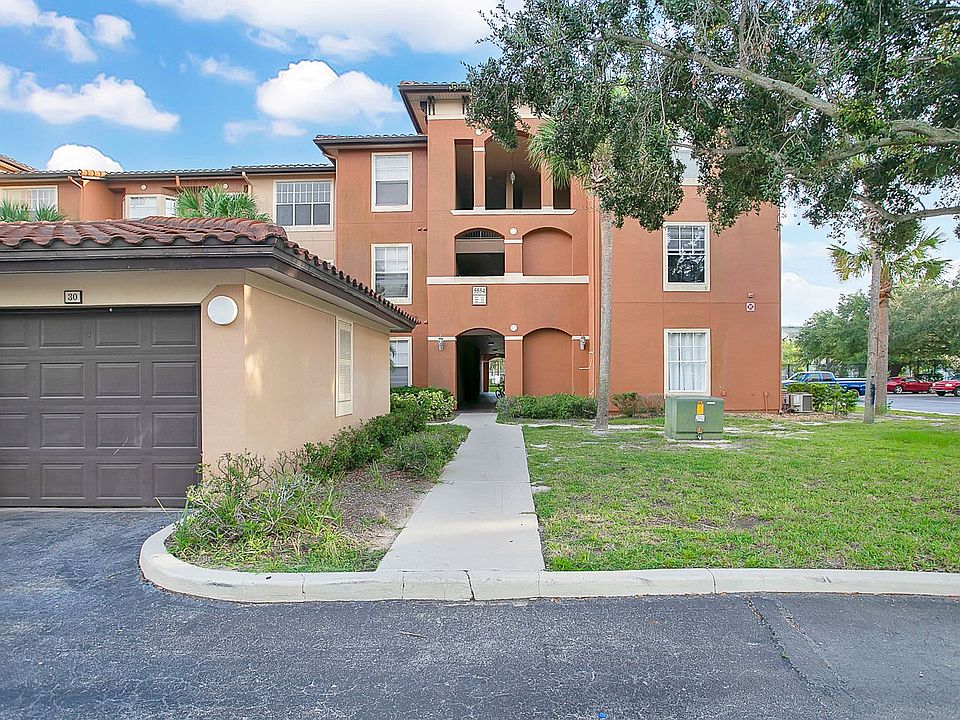 1st image of 5554 Metrowest Blvd Unit 112