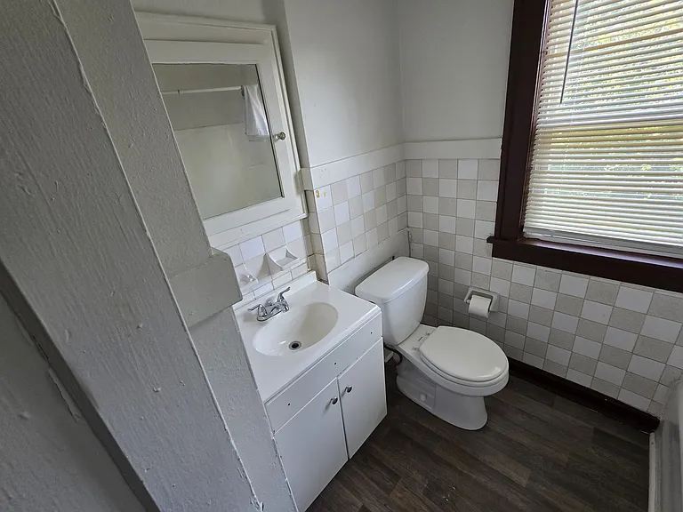 1415 E 75th St #1B — Photo 8
