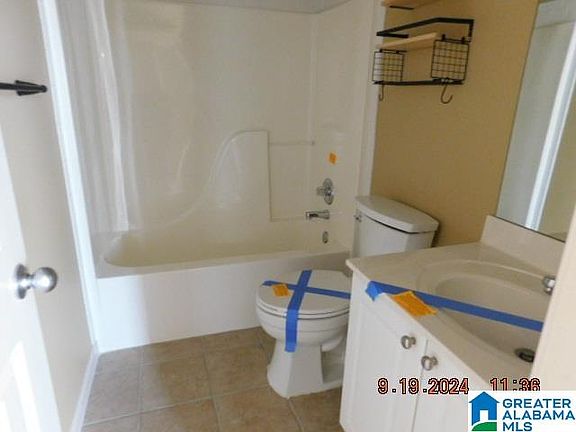 5th image of 505 Camden Cove Cir