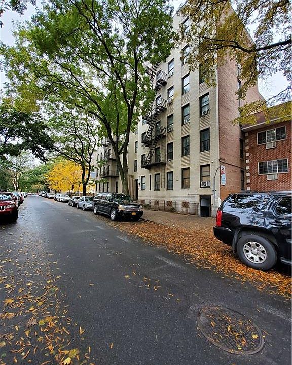 1st image of 2965 Decatur Ave APT 1E