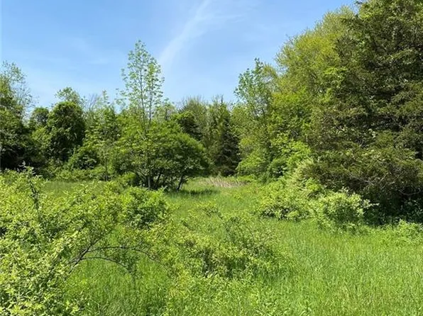 102 Plainwoods Rd, Foster, RI 02825
