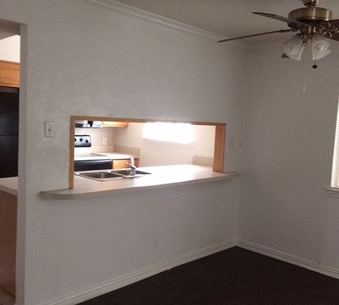 5th image of 138 Lake Meadows Dr