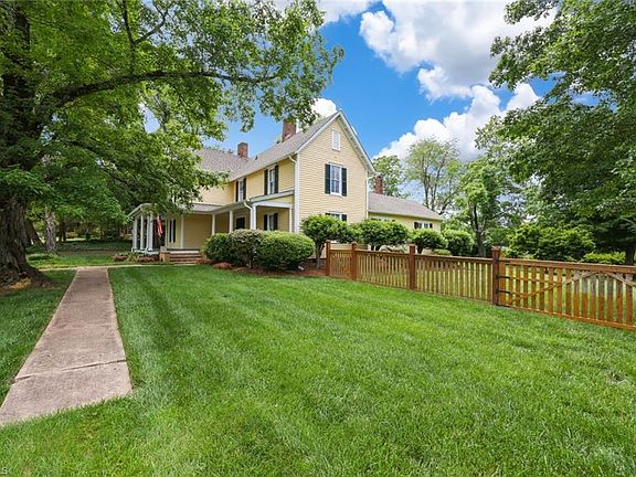 3rd image of 4798 Pfaff Ln