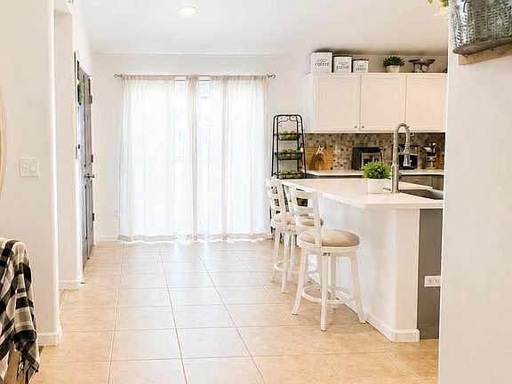 4th image of 3068 Foster Ct #64