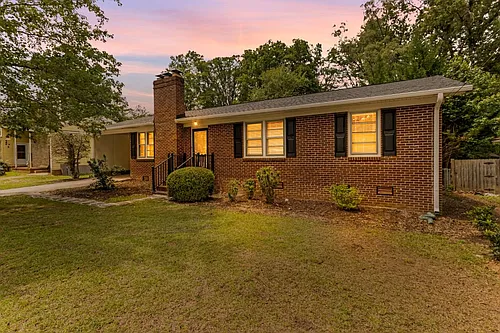 9 Forestdale Dr Photo 1 9 Forestdale Dr Photo 1