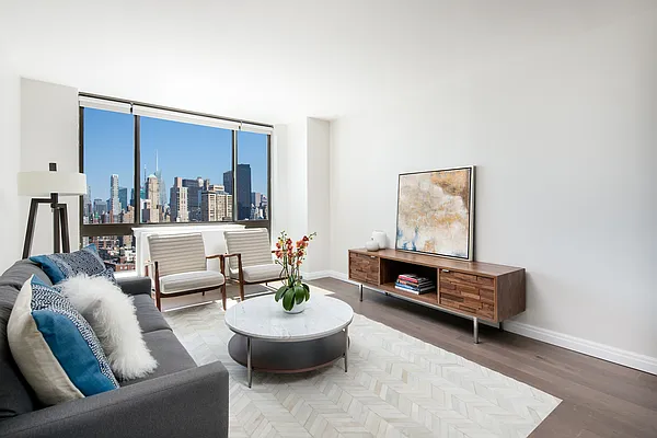 Rented by Bold New York | media 74