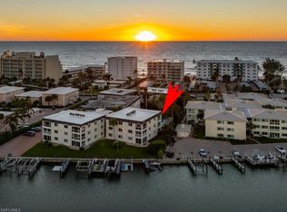 1930 Gulf Shore Blvd N APT D301, Naples, FL 34102