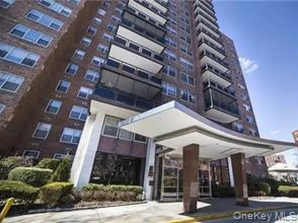 7020 108th St APT 9S, Flushing, NY 11375