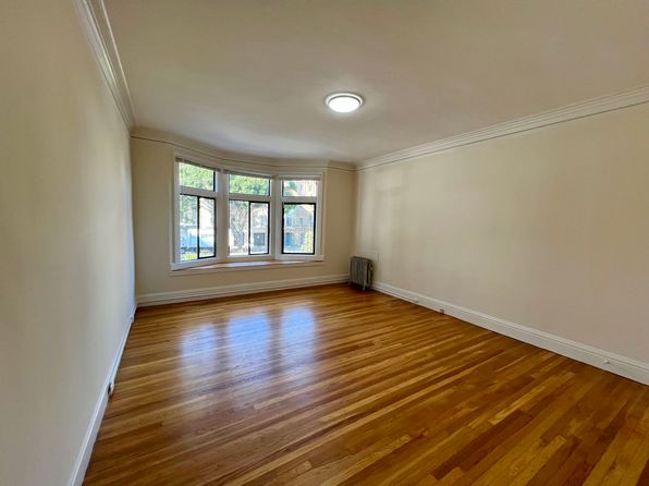 2940 Van Ness Ave #2