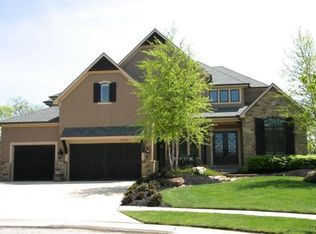 11155 W 163rd Pl, Overland Park, KS 66221